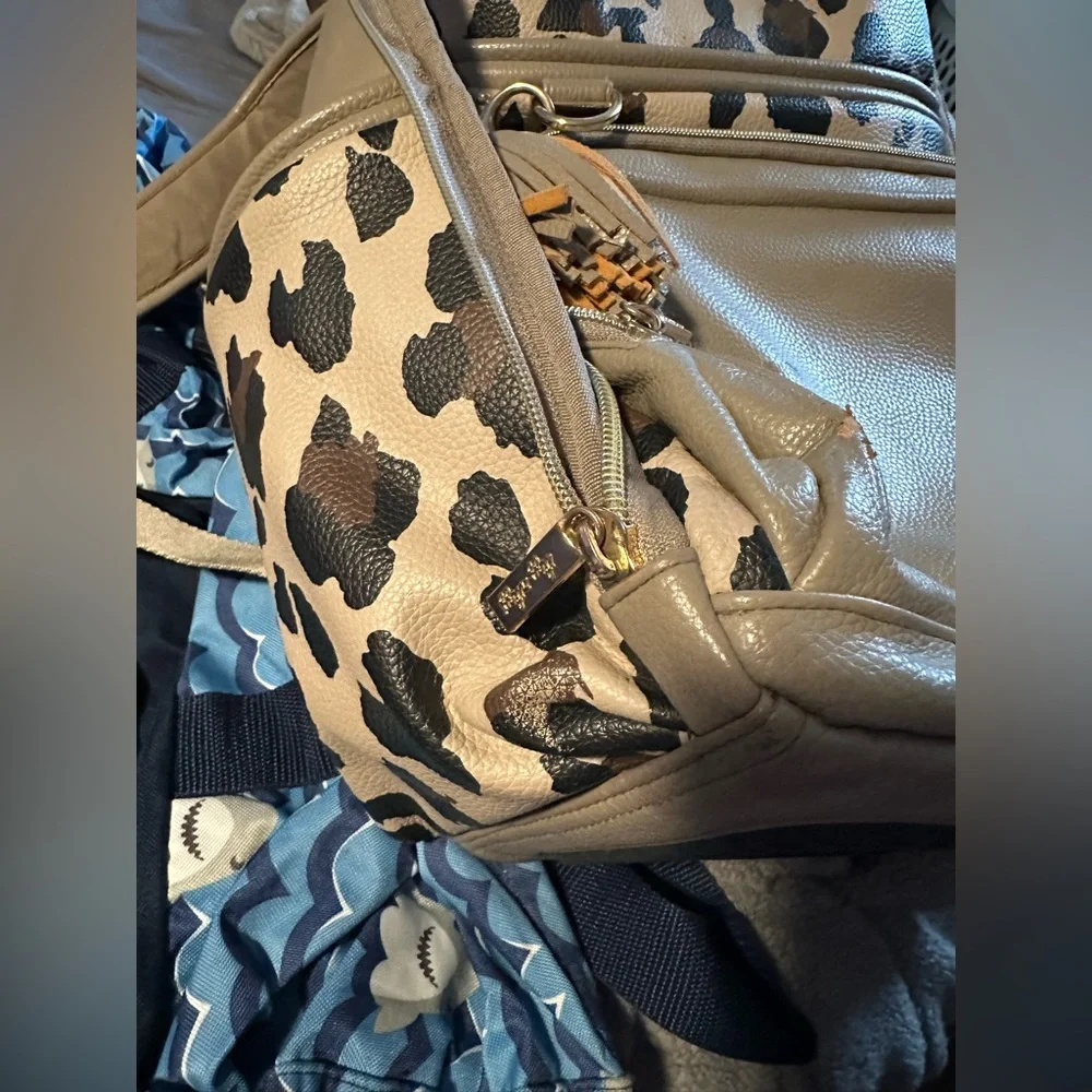 Itzy Ritzy Backpack - Picture 3 of 16